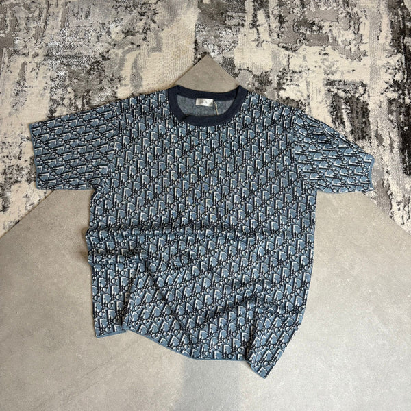 CD TEE