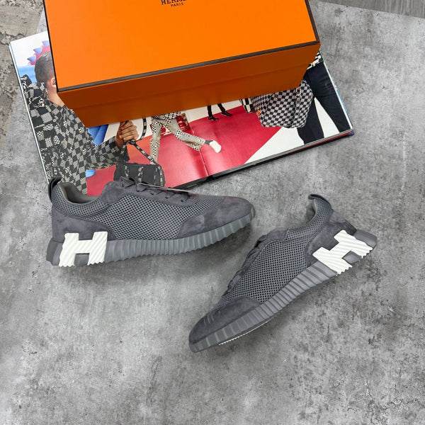 HMES TRAINERS
