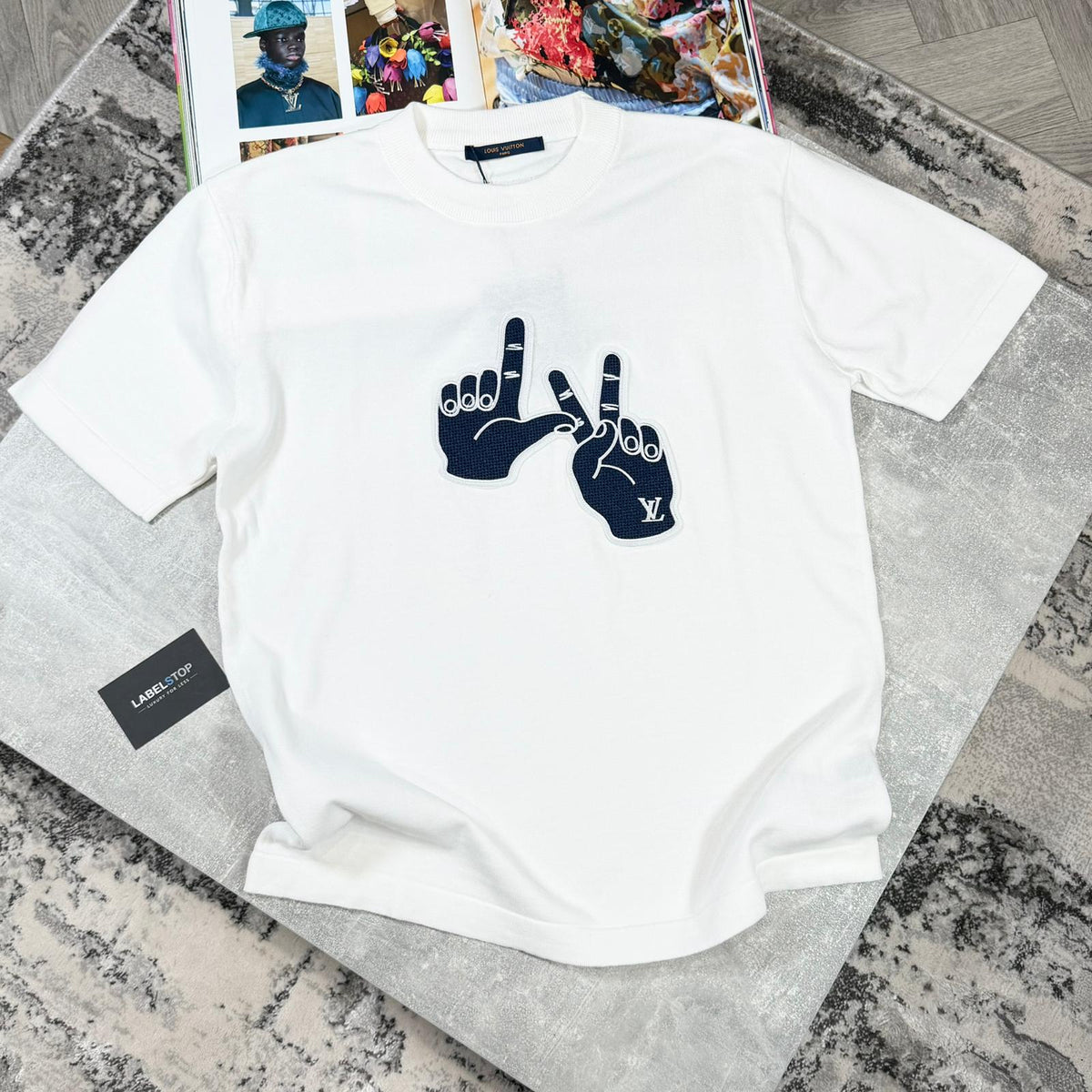 LVE TEE - WHITE