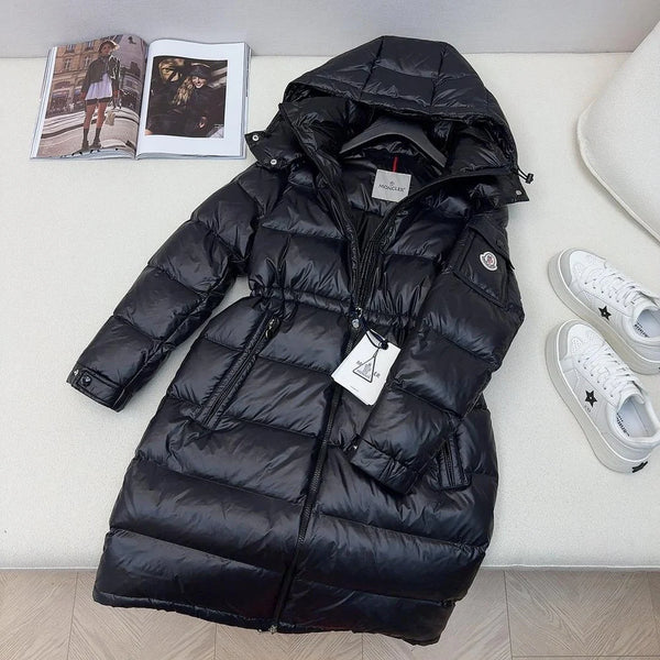 (PRE ORDER) WOMENS MNCLR COAT BLACK