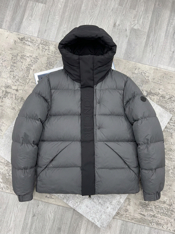 PRE ORDER- MNCLR COAT