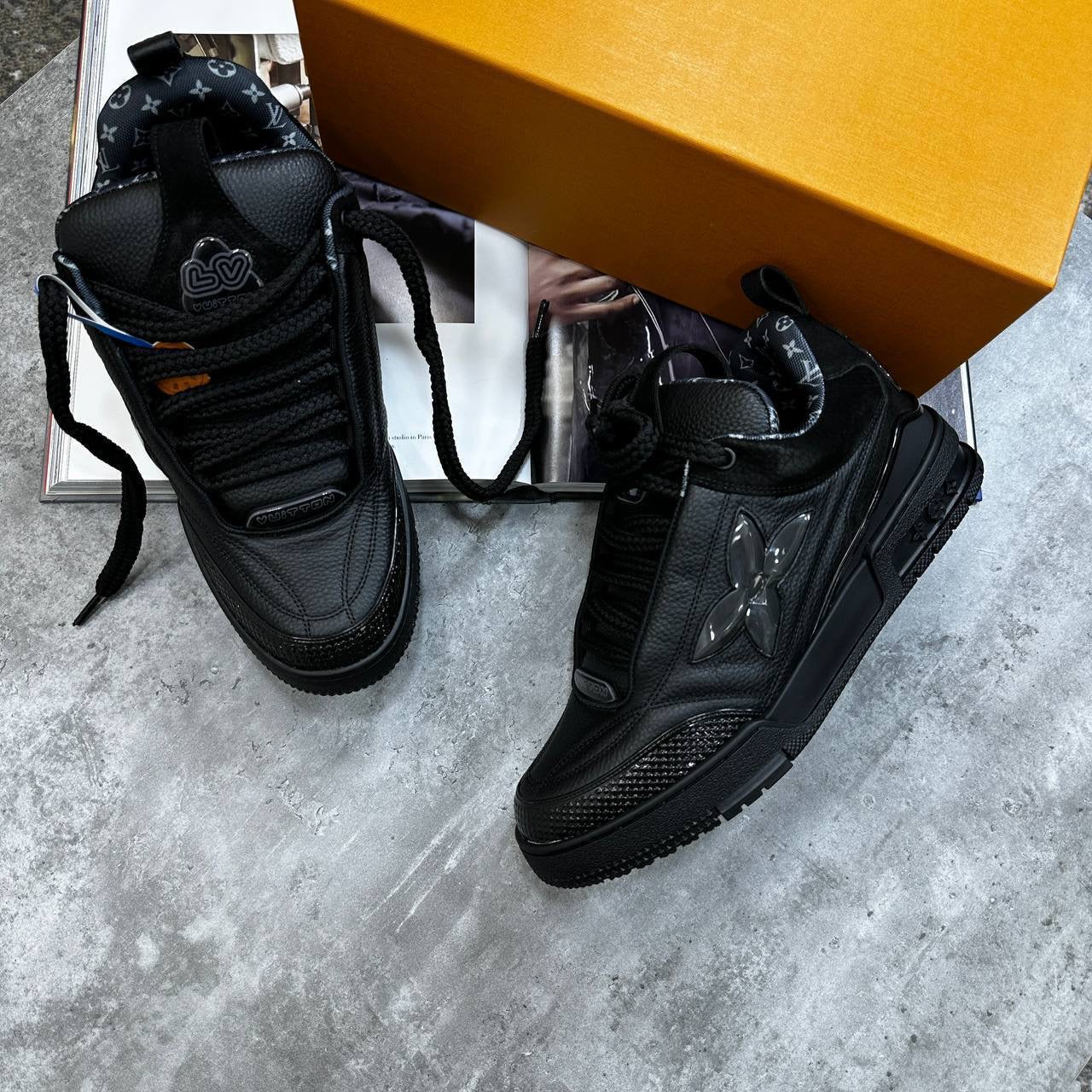 LVE SKATES-BLACK