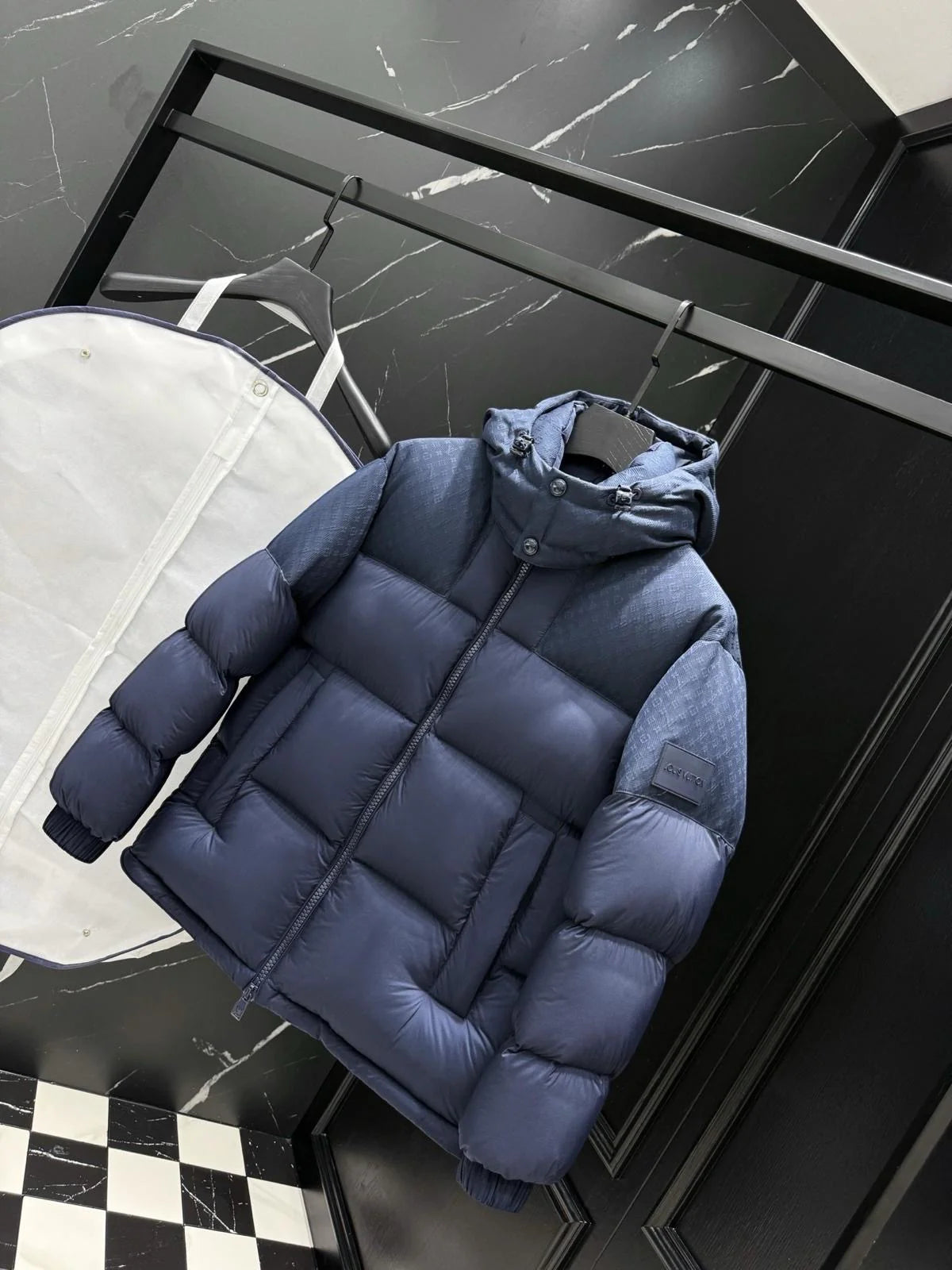 (PRE ORDER) LVE COAT NAVY