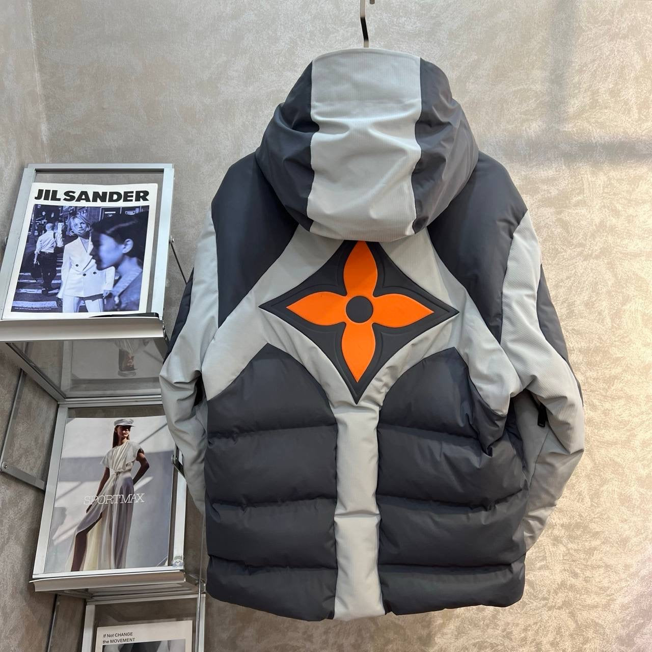 (PRE ORDER) LVE SKI JACKET
