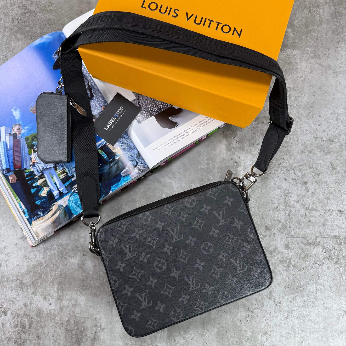 LVE MESSENGER BAG