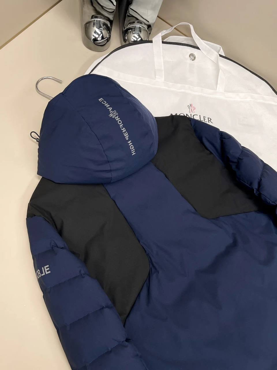 (PRE ORDER) MNCLR GRENOBLE COAT NAVY