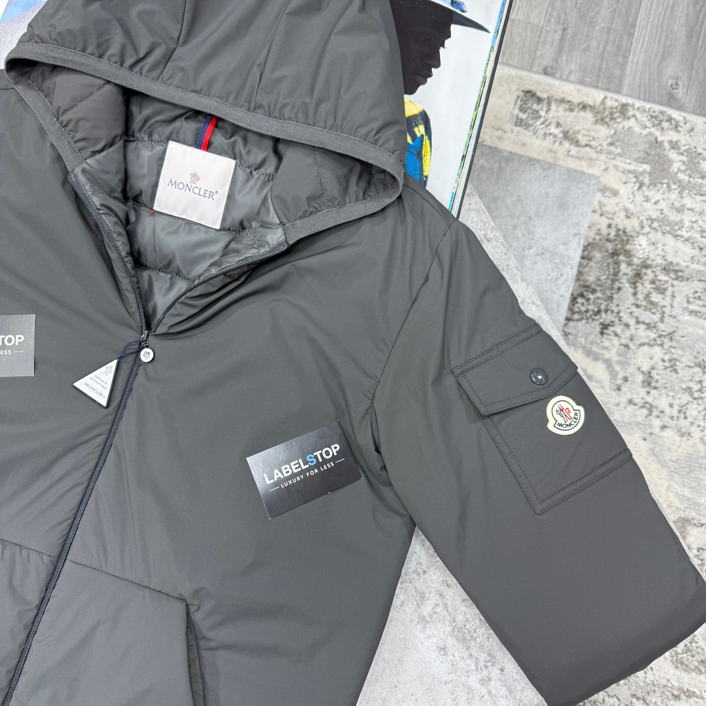 MNCLER WINDBREAKER-GREY