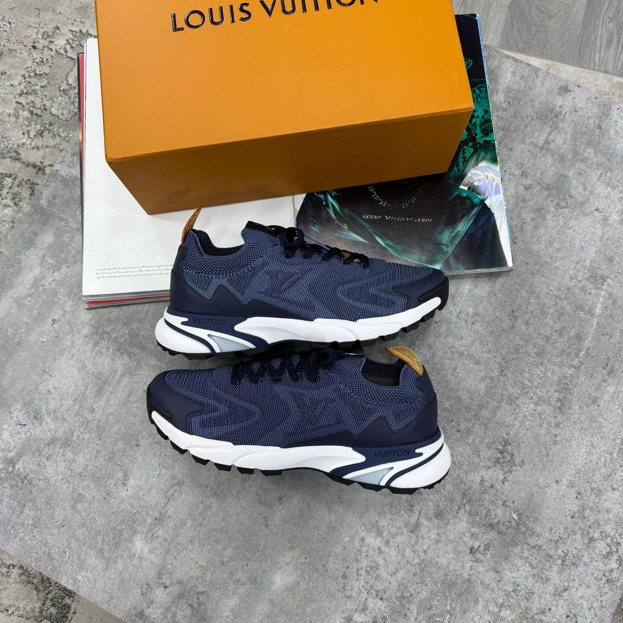 LV TACTIC TRAINERS