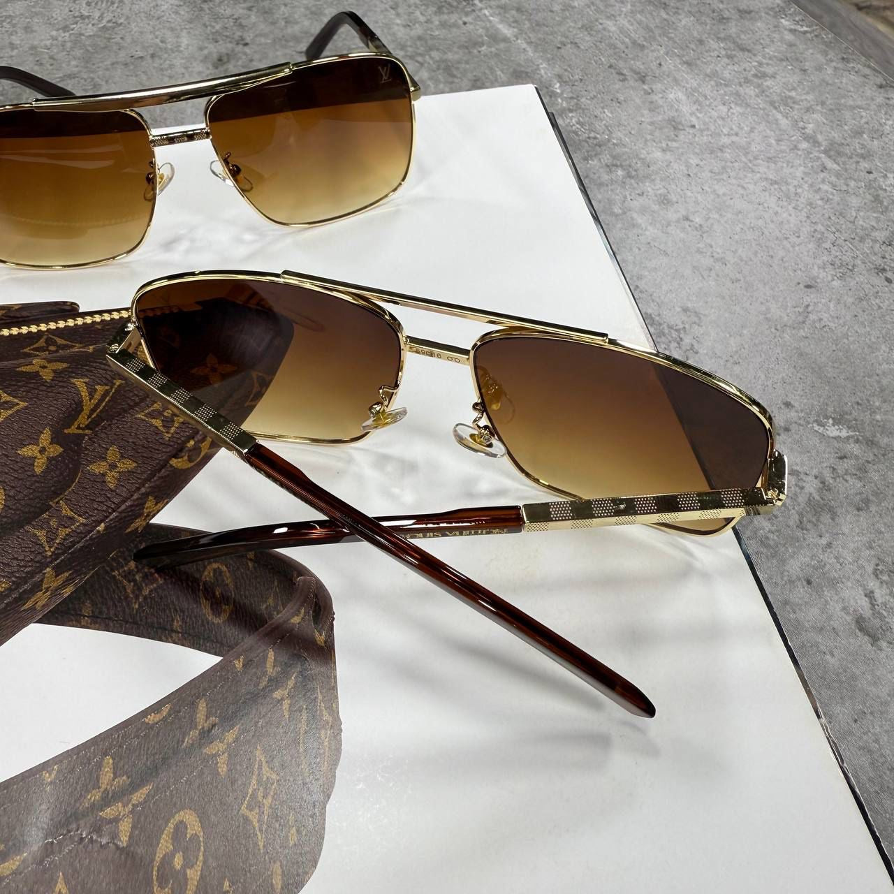 LVE SUNGLASSES