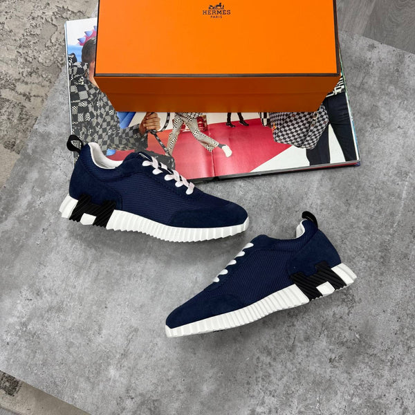 HMES TRAINERS