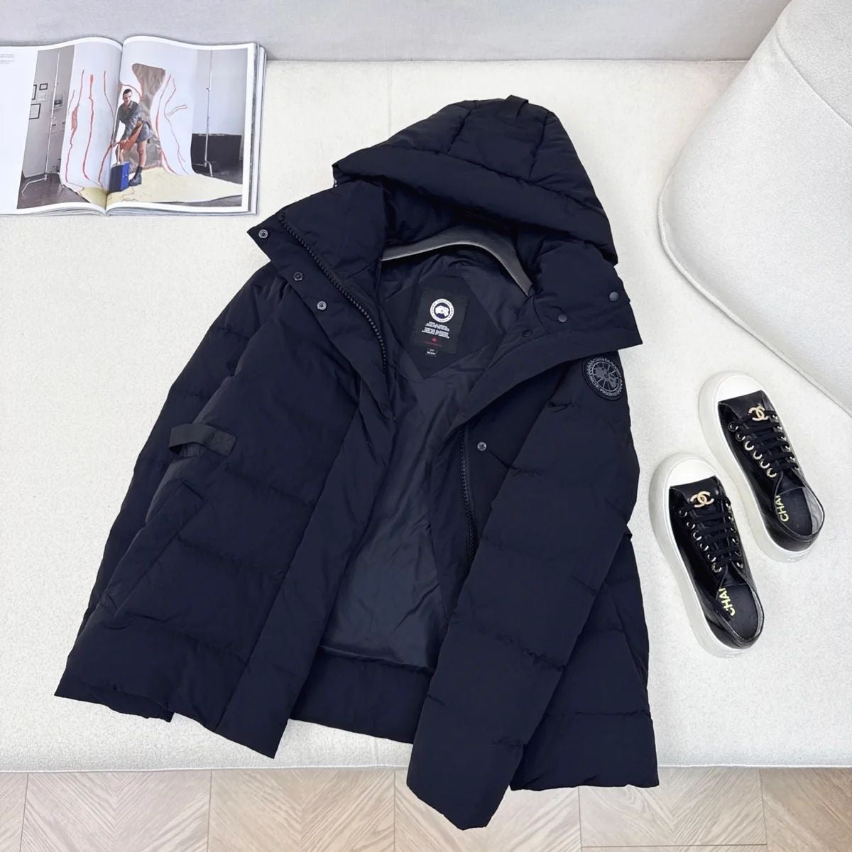 (PRE ORDER) WOMENS CG COAT BLACK