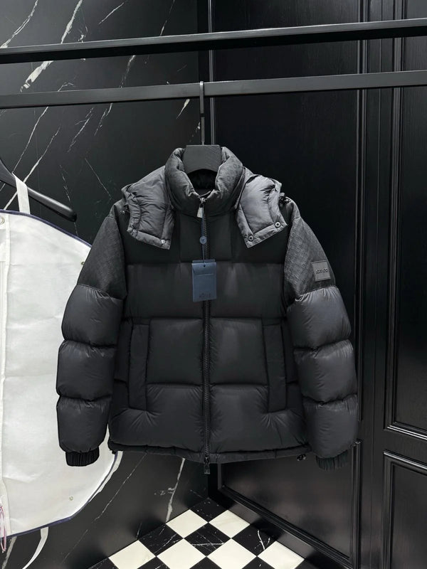(PRE ORDER) LVE COAT BLACK