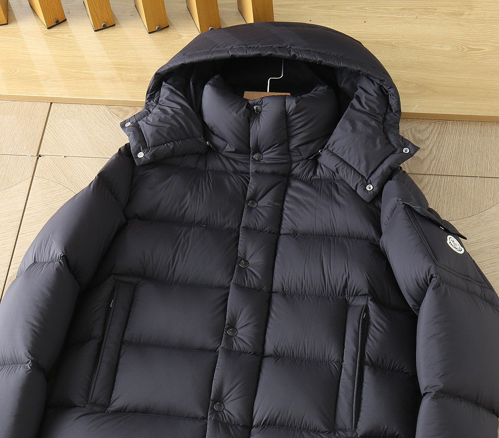 PRE ORDER- MNCLR COAT