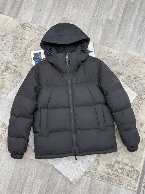 (PRE ORDER) LVE COAT BLACK