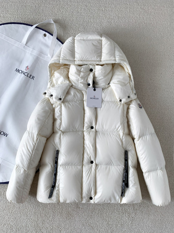 PRE ORDER WOMENS MNCLR COAT