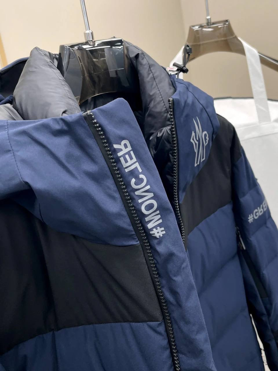 (PRE ORDER) MNCLR GRENOBLE COAT NAVY