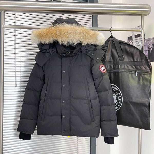 (PRE ORDER) CG WYNDHAM PARKA COAT BLACK WITH FUR
