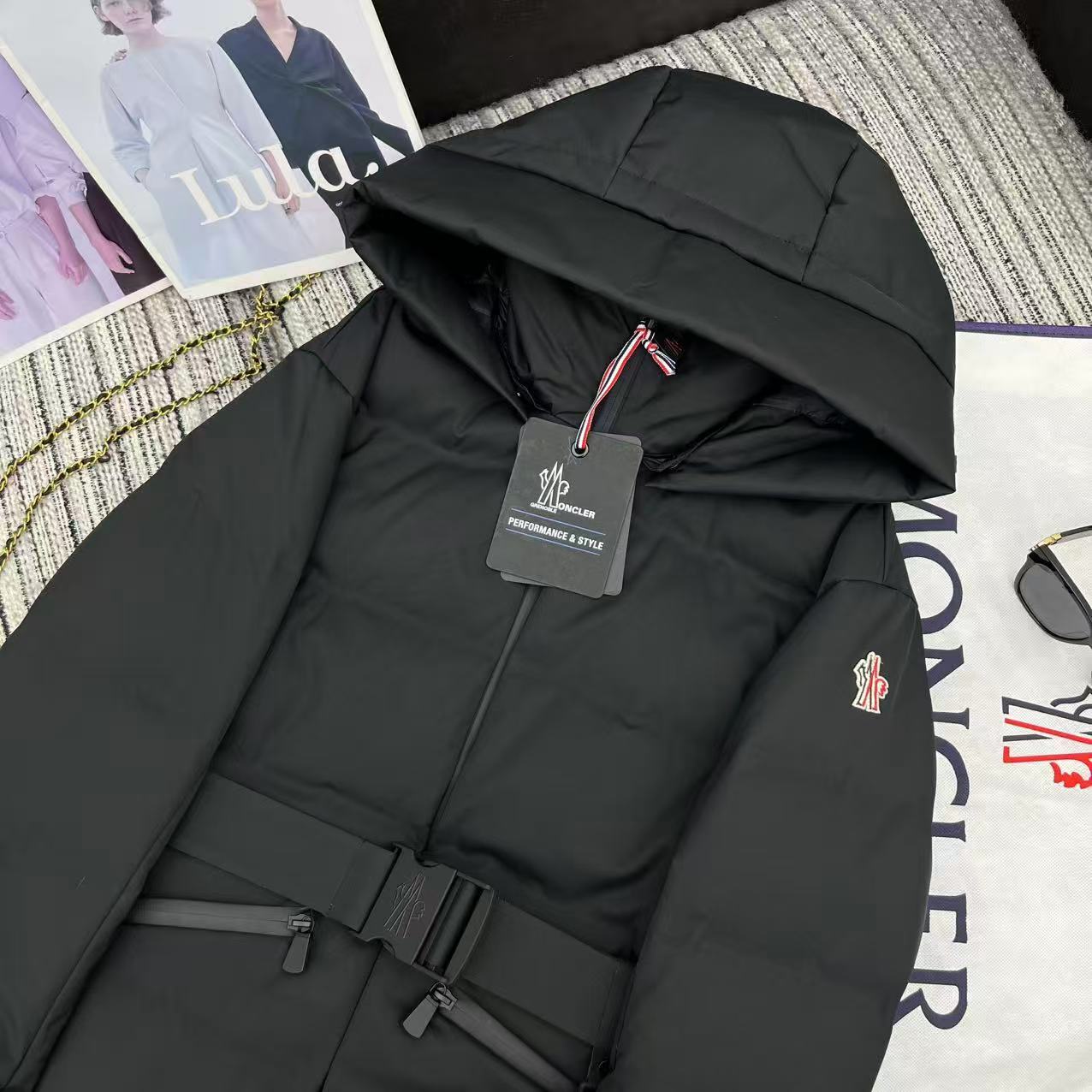(PRE ORDER) WOMENS MONCLER GRENOBLE COAT BLACK