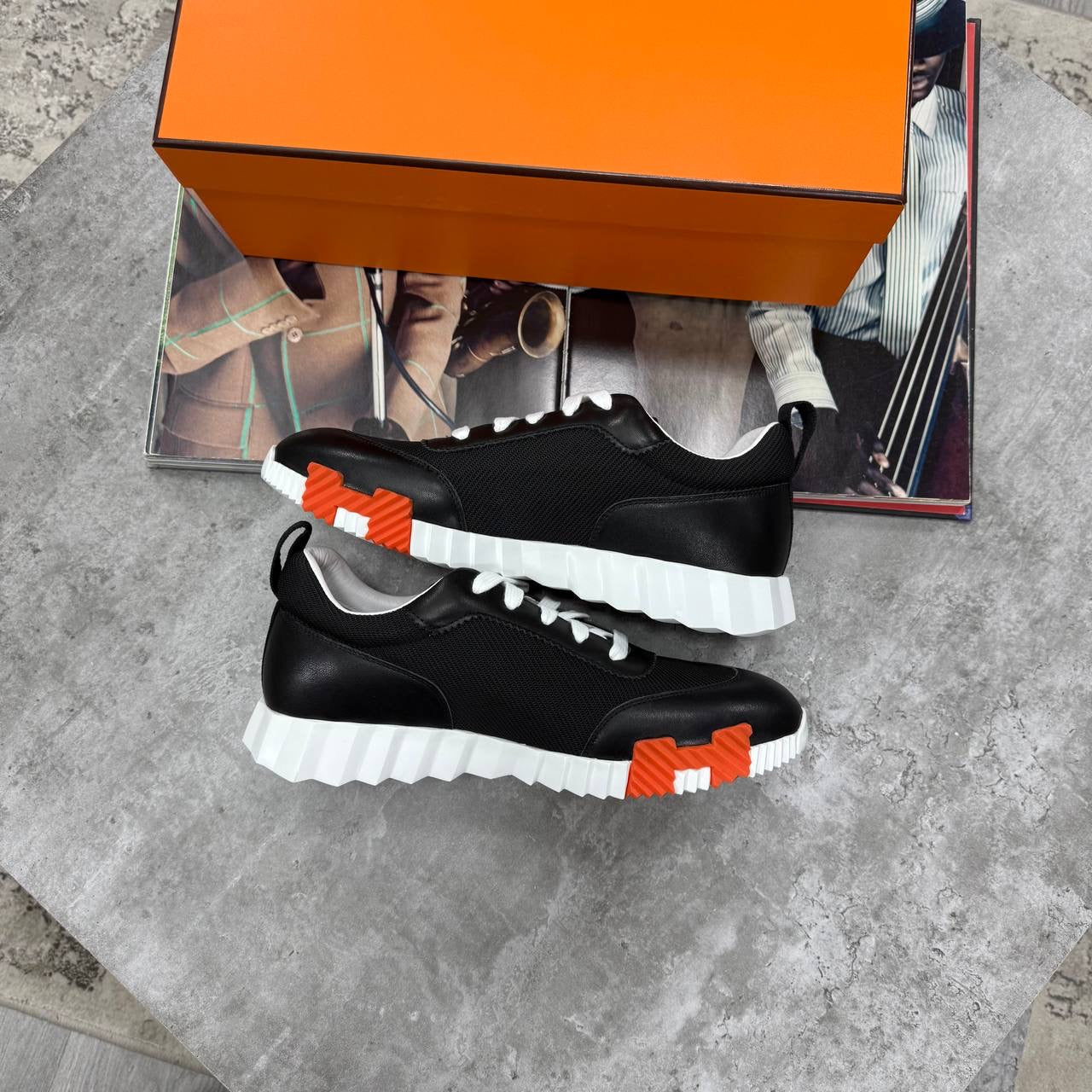 HMES TRAINERS-BLACK