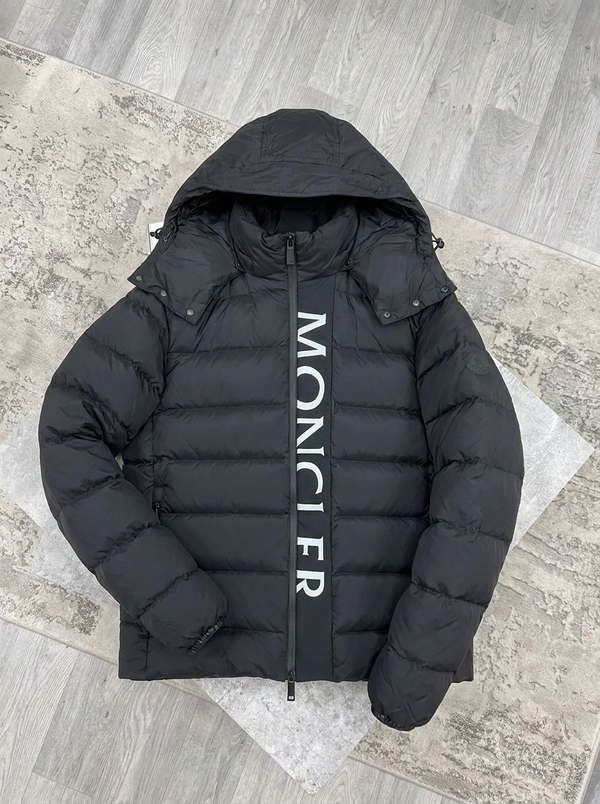 PRE ORDER- MNCLR COAT BLACK