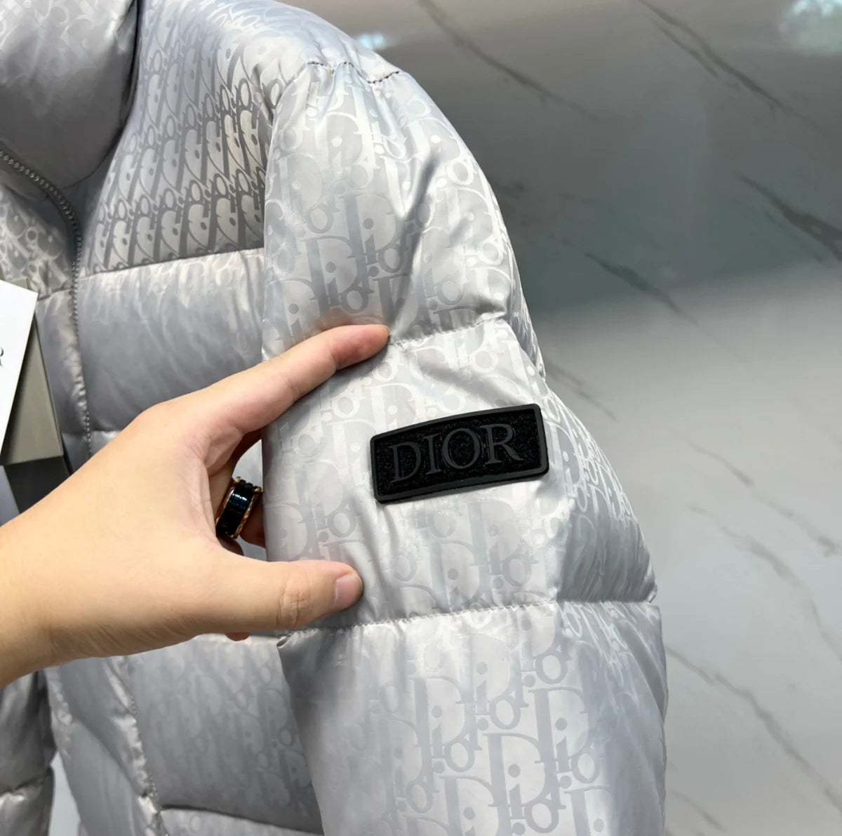 (PRE ORDER) CD OBLIQUE JACKET SILVER