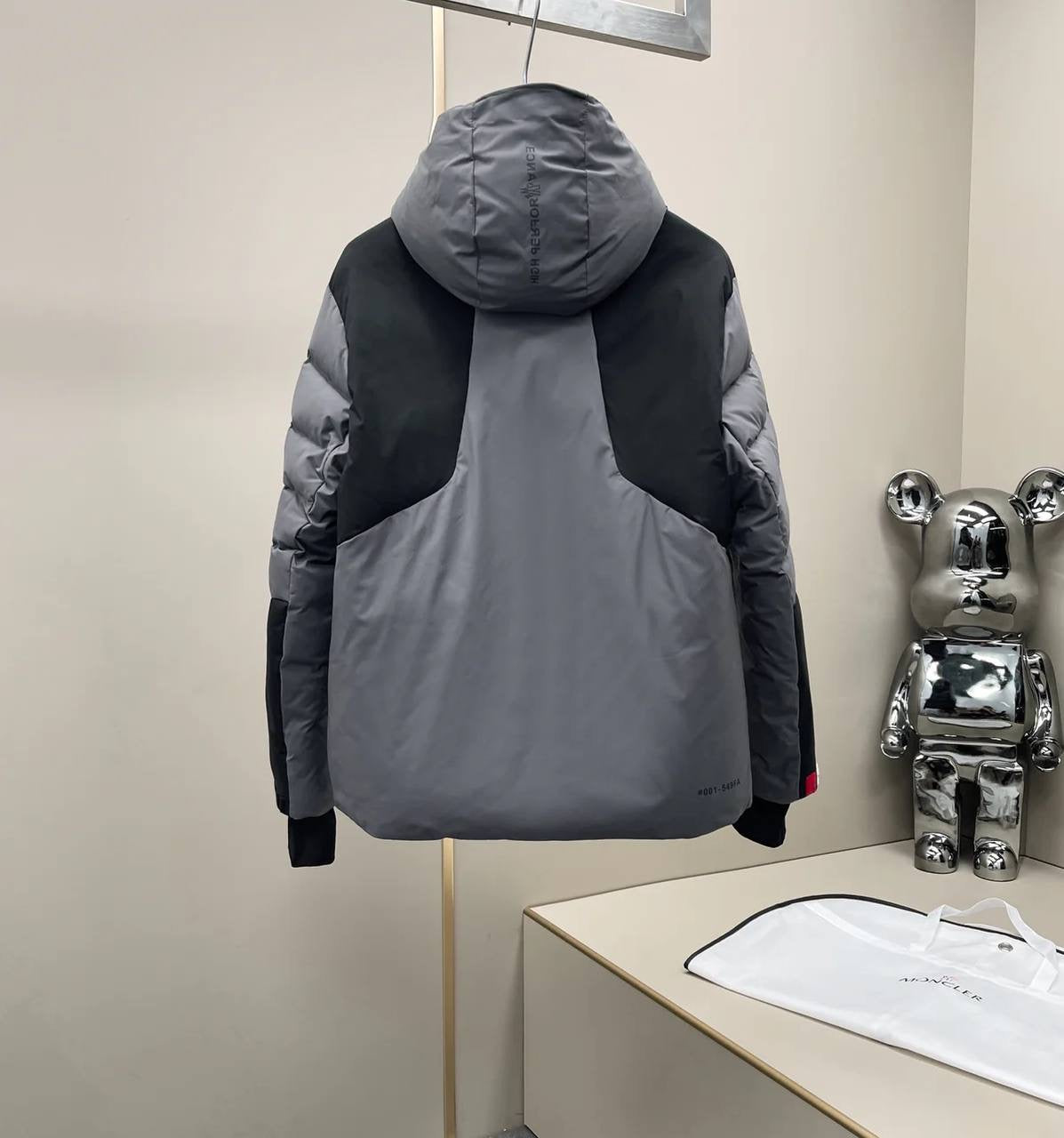 (PRE ORDER) MNCLR GRENOBLE COAT GREY