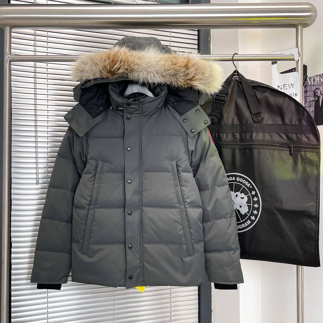 (PRE ORDER) CG WYNDHAM PARK GREY COAT WITH FUR