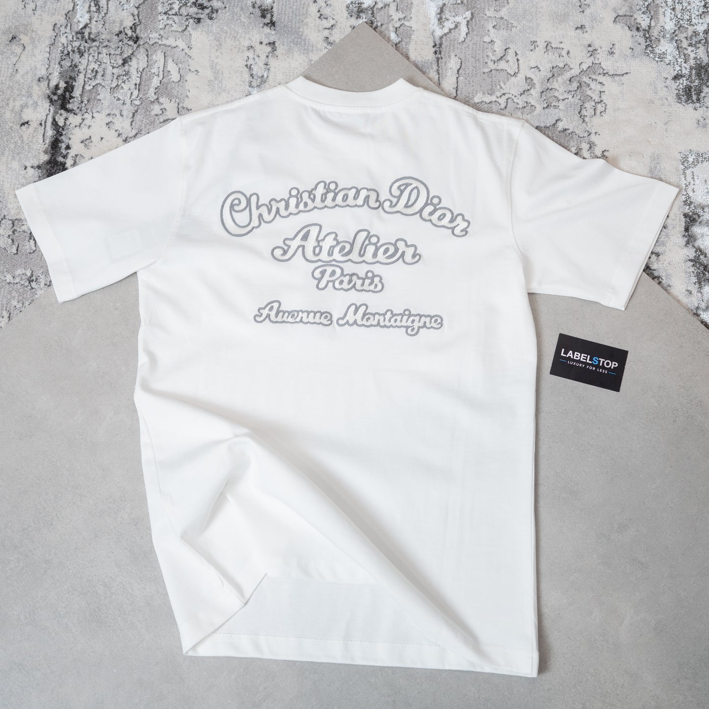 CD TEE