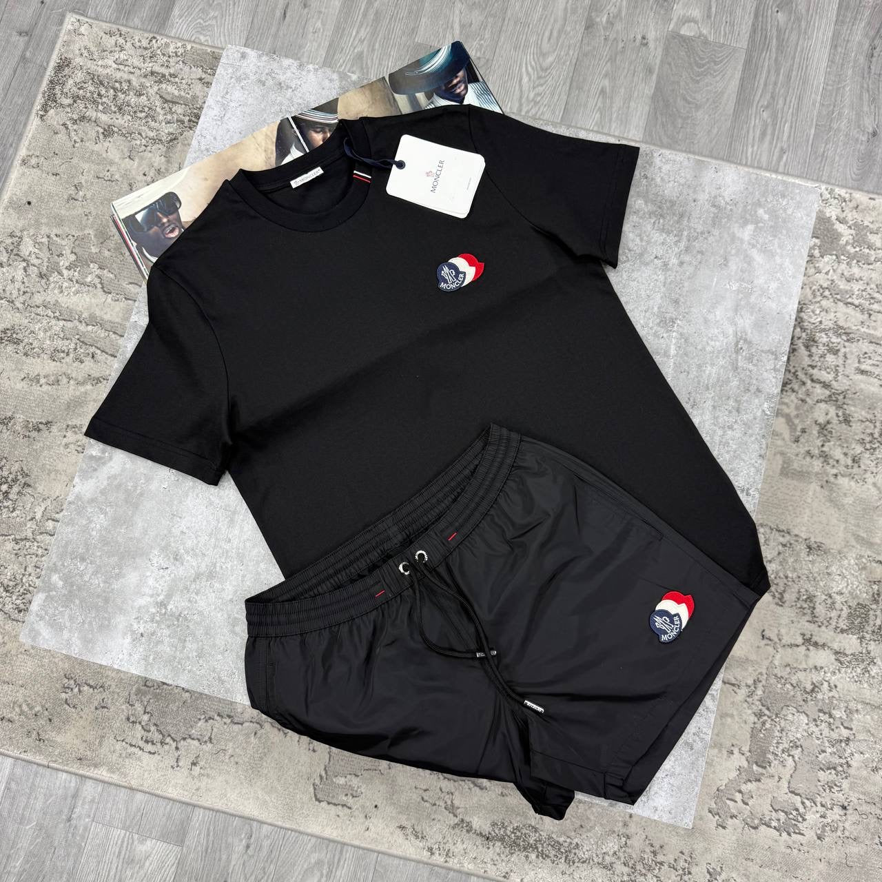 MNCLER TEE-BLACK