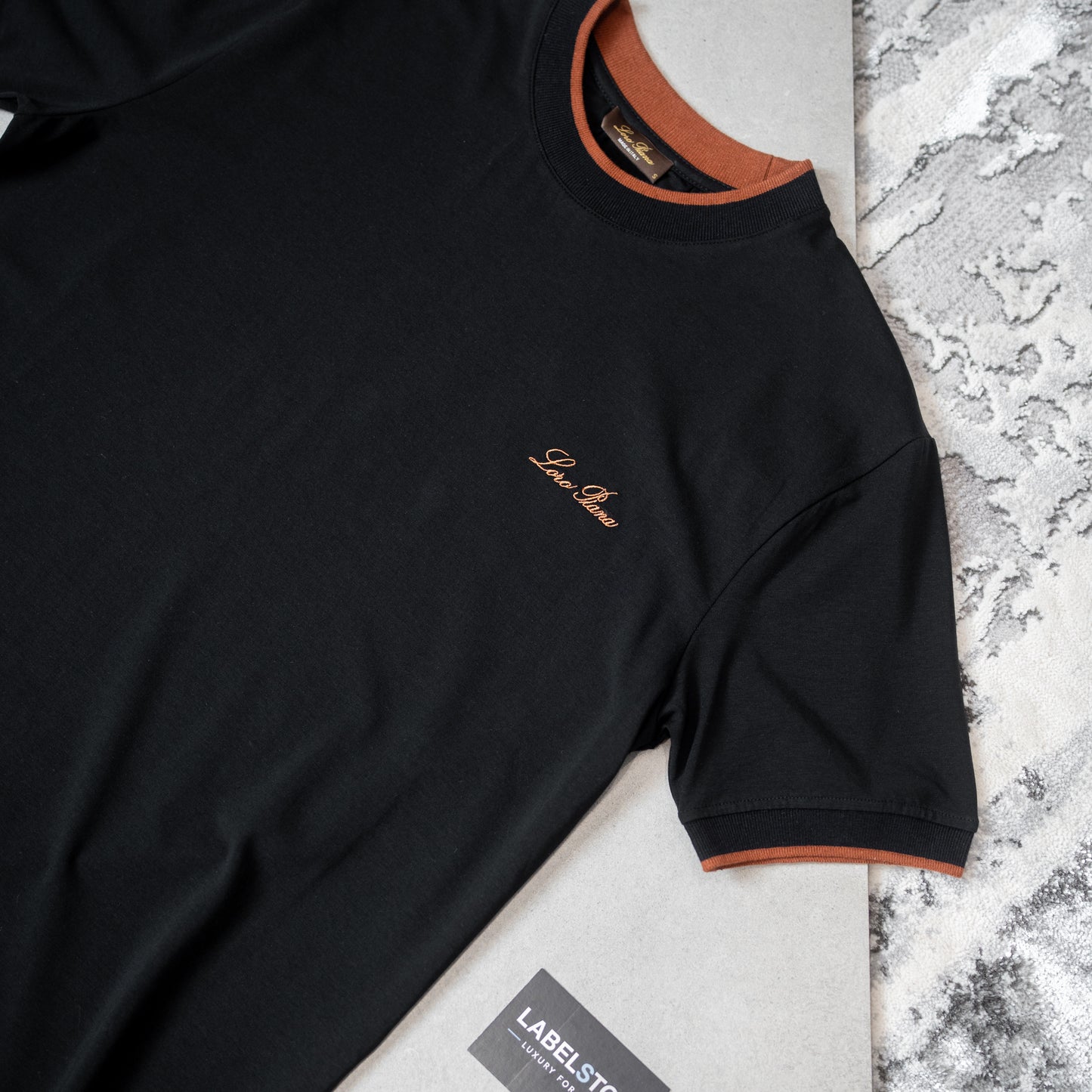 LORO TEE-BLACK