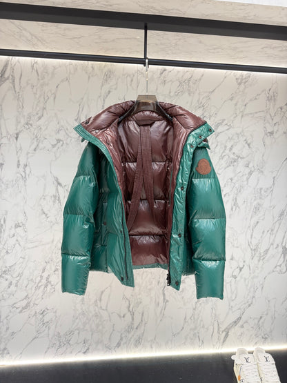 PRE ORDER- MNCLER COAT GREEN