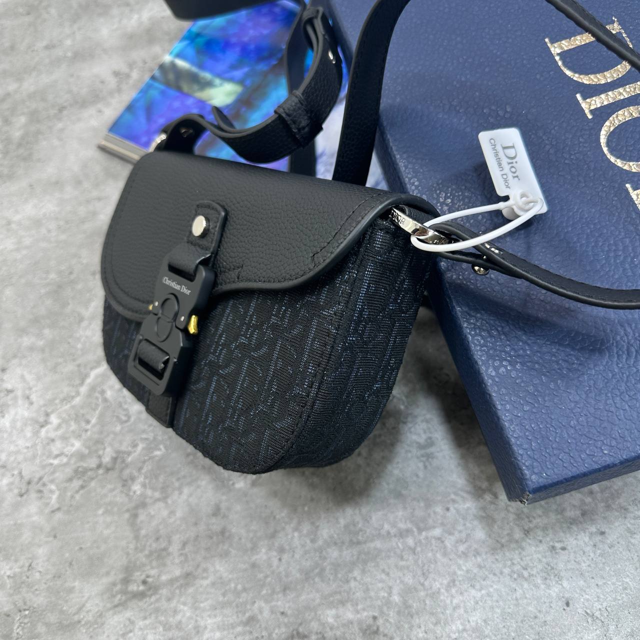 CD SADDLE BAG