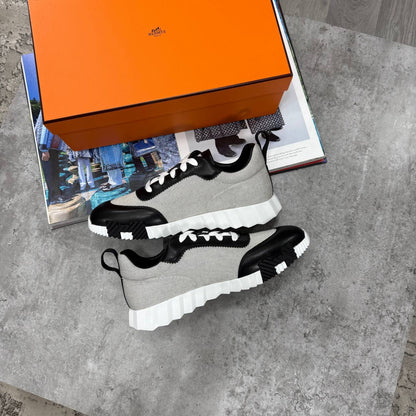 HMES TRAINERS