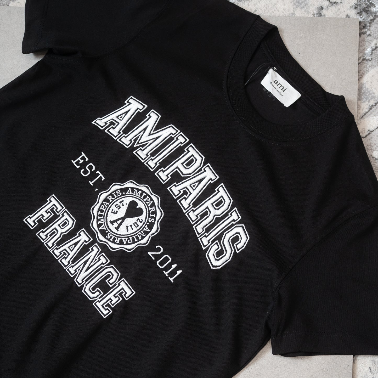 AMI PARIS TEE-BLACK