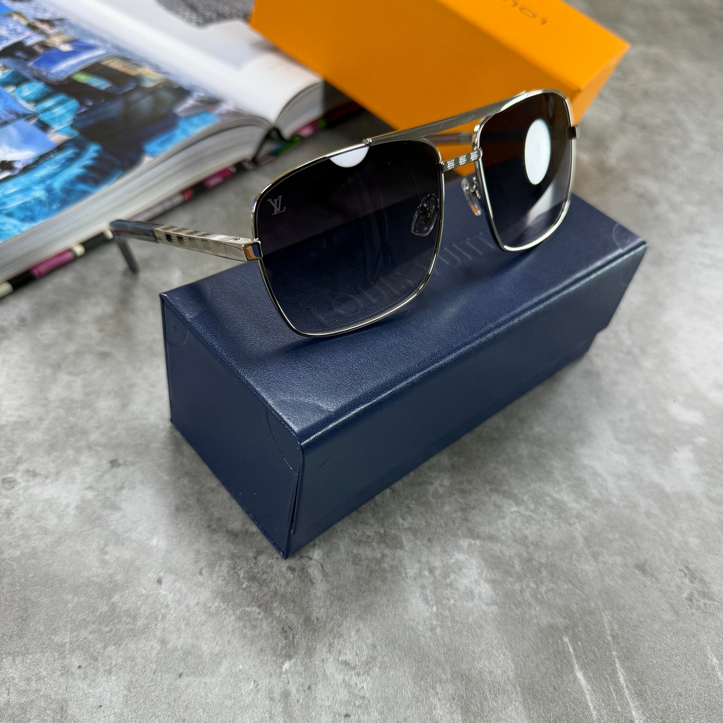 LVE SUNGLASSES
