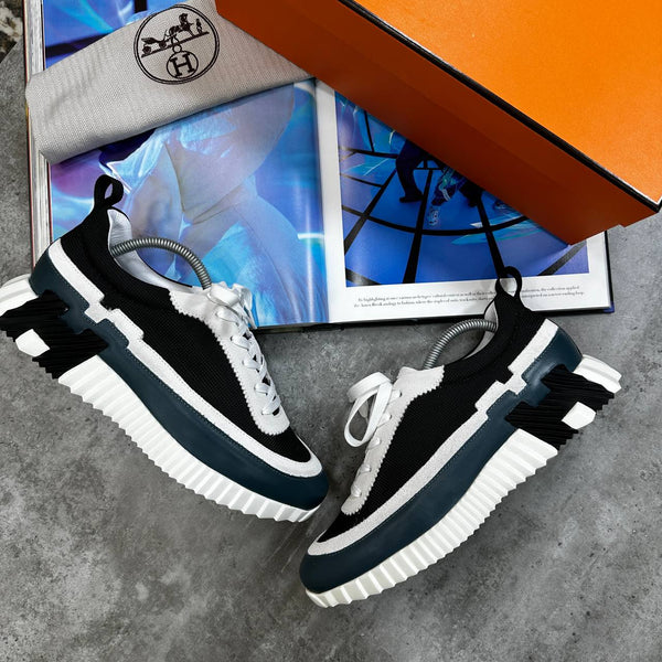 HMES TRAINERS