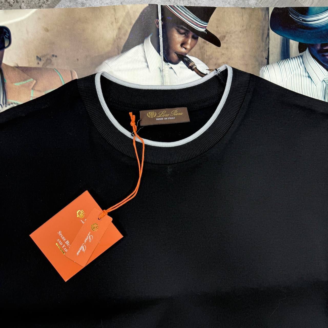 LORO TEE-BLACK