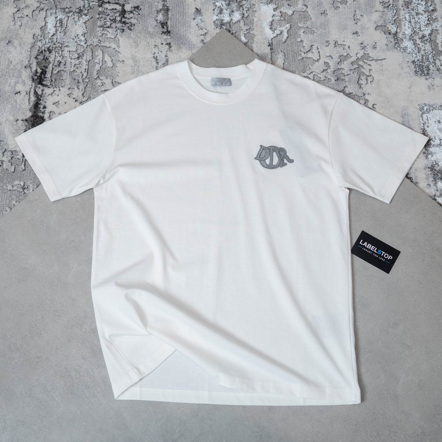 CD TEE