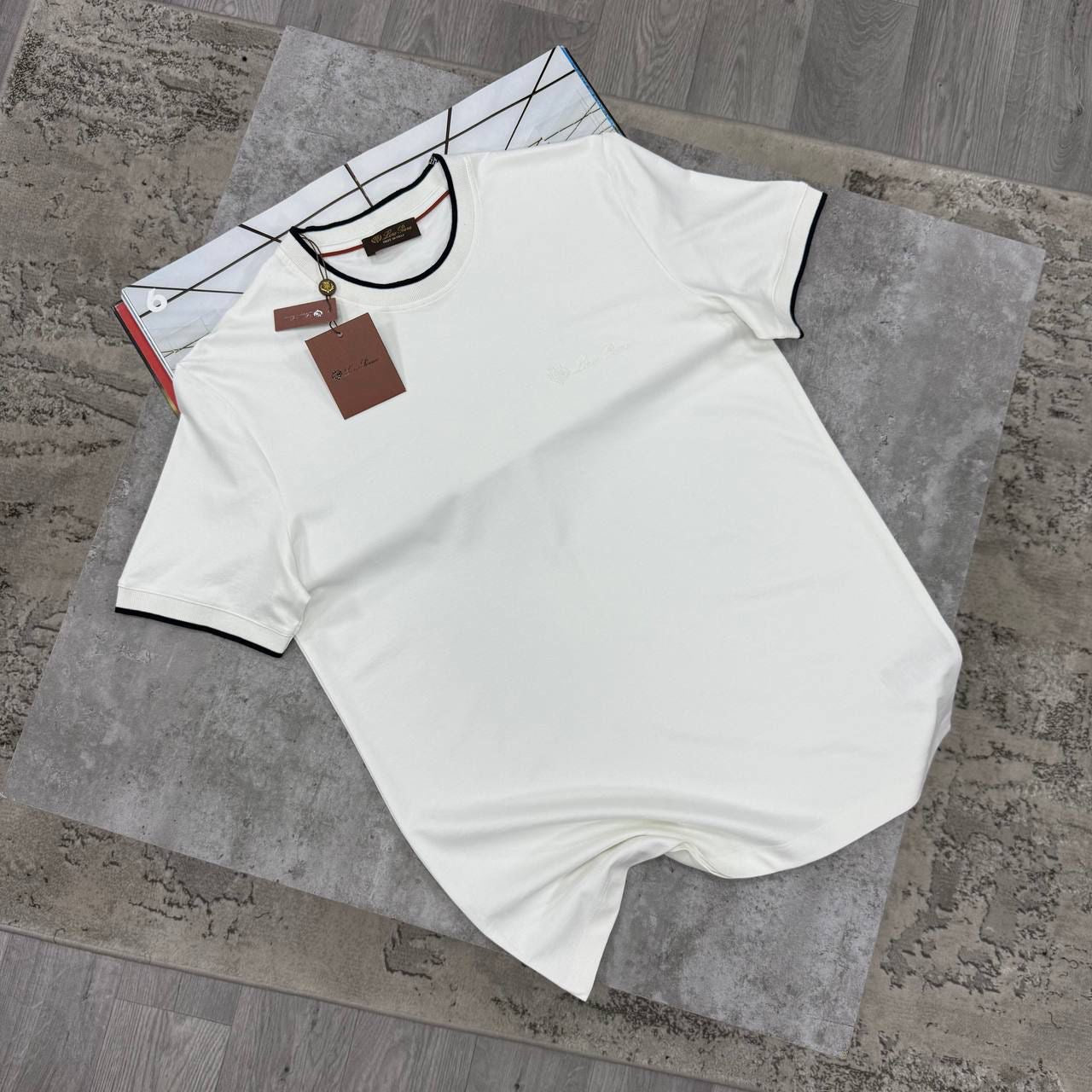 LORO TOP- WHITE