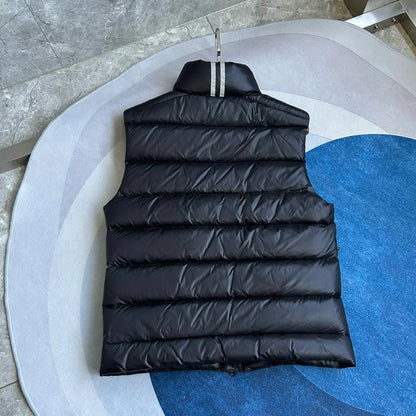 (PRE ORDER) CG CROFTON GILET BLACK BADGE
