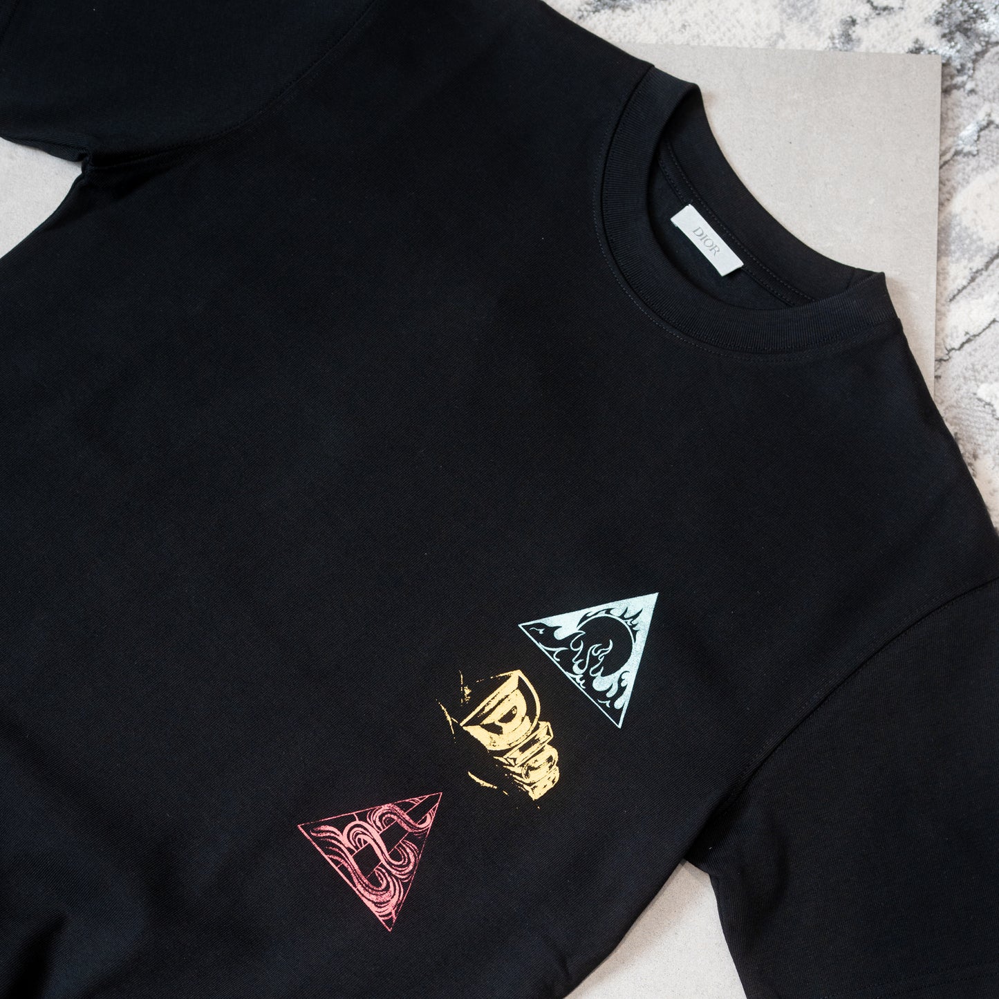 CD TEE