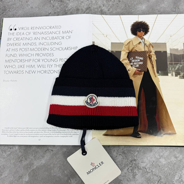 MNCLER BEANIE-BLACK