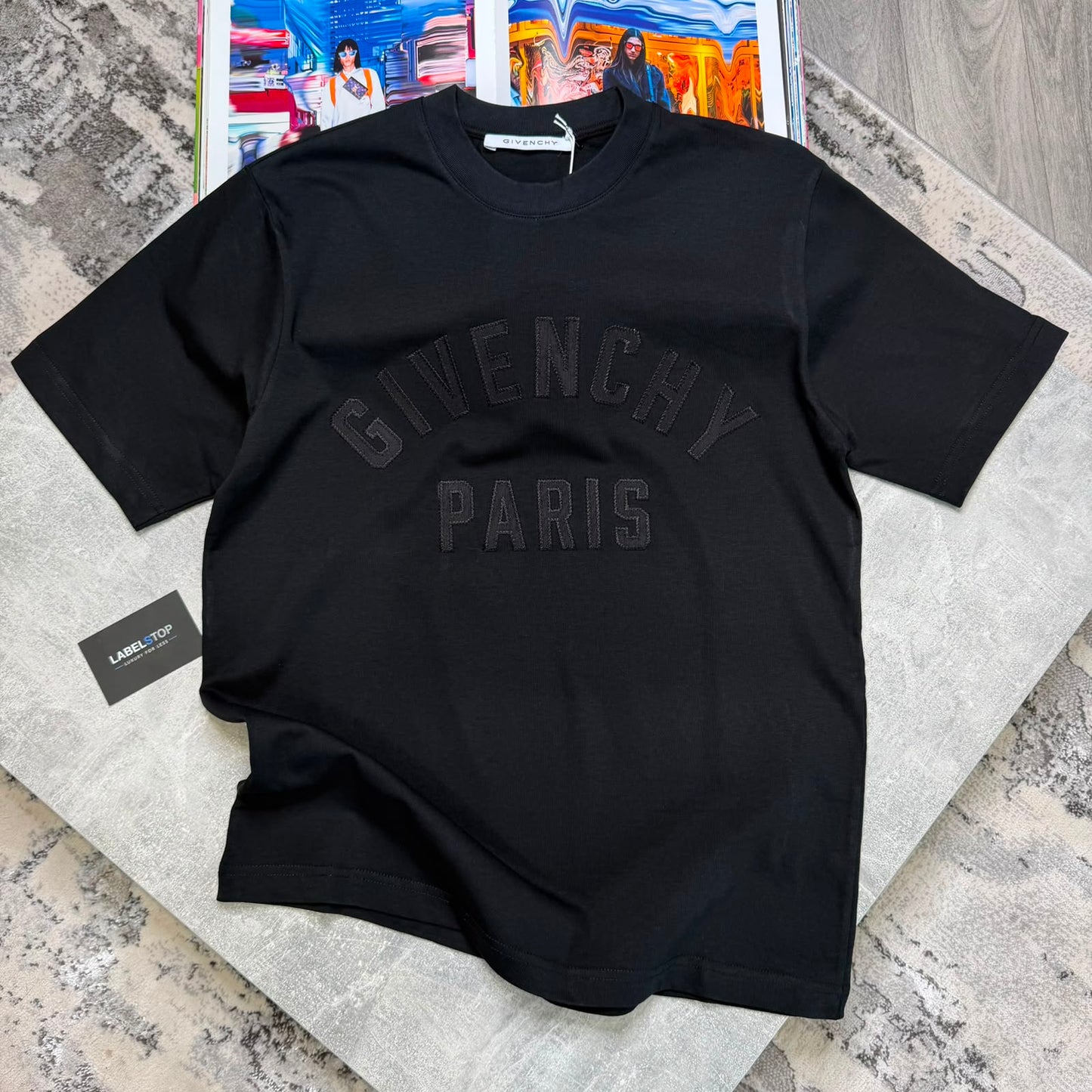 GVNCHY T SHIRT - BLACK