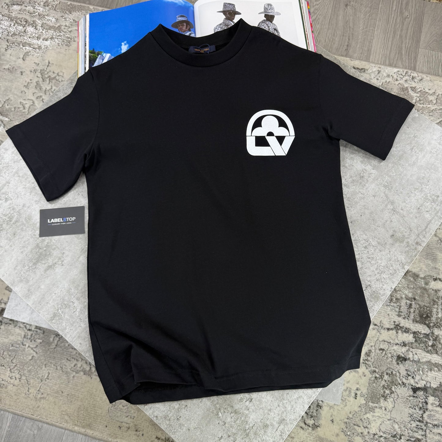 LVE TEE-BLACK