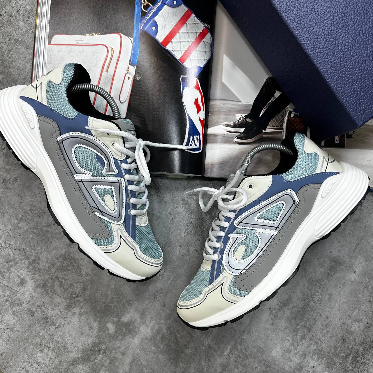 B30 TRAINERS