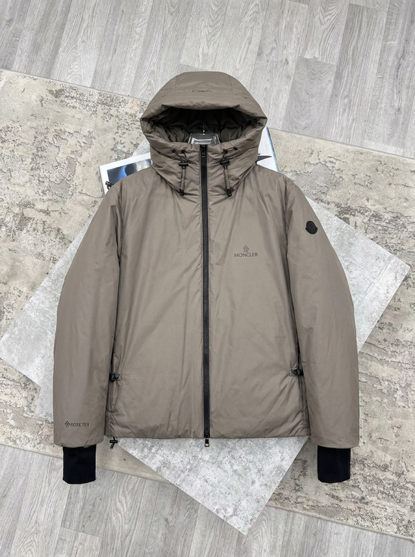 PRE ORDER- MNCLR COAT