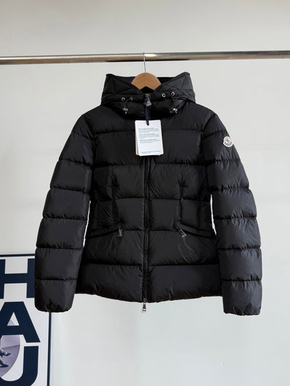 PRE ORDER WOMENS MNCLR COAT