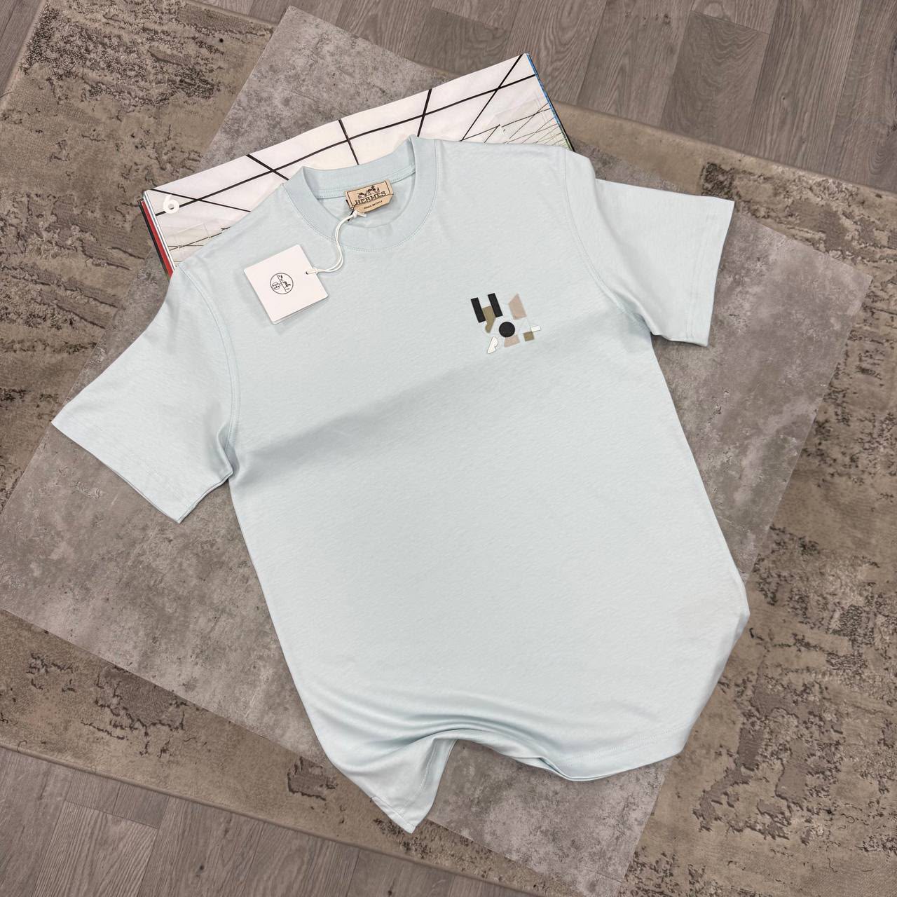 HMES T-SHIRT - LIGHT BLUE