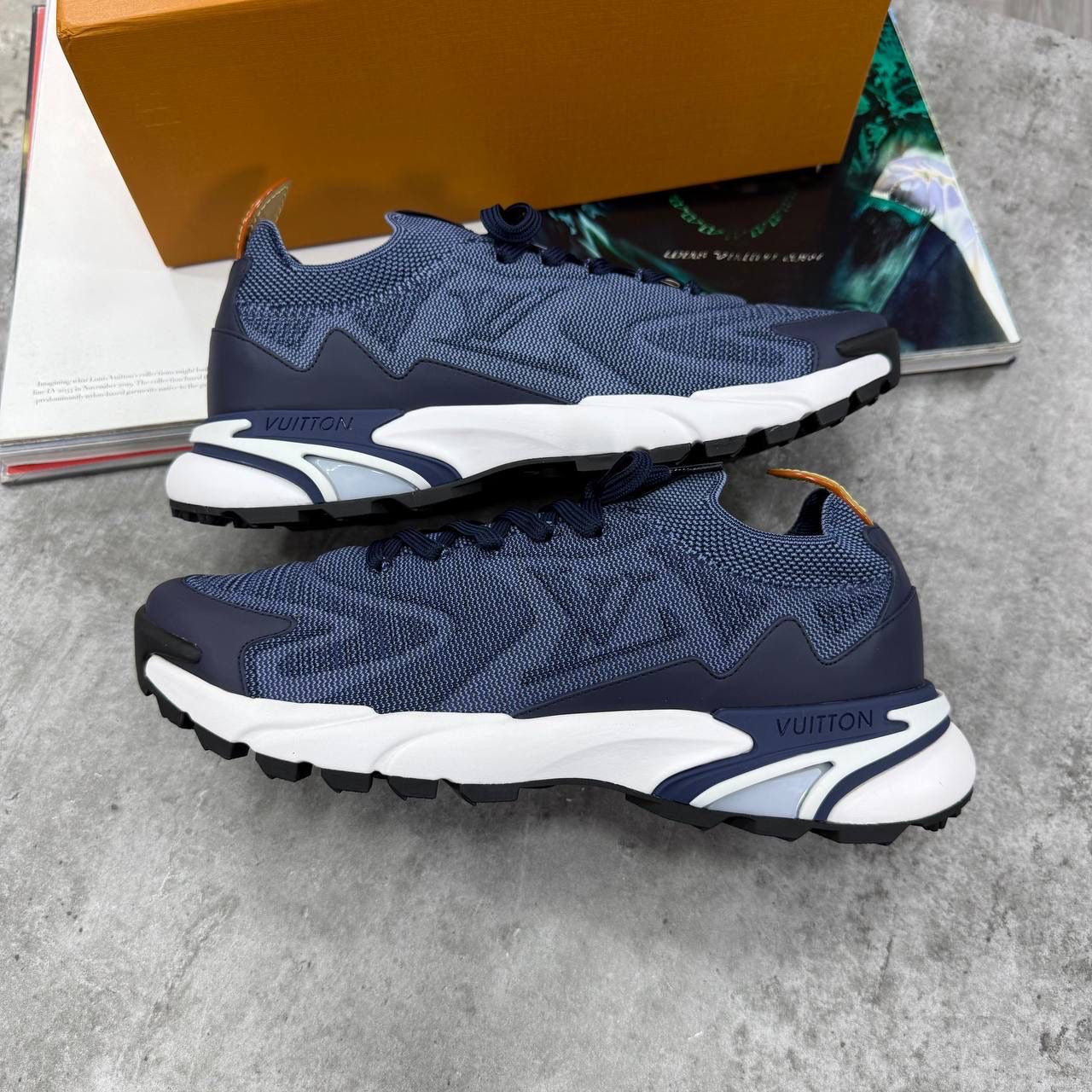 LV TACTIC TRAINERS
