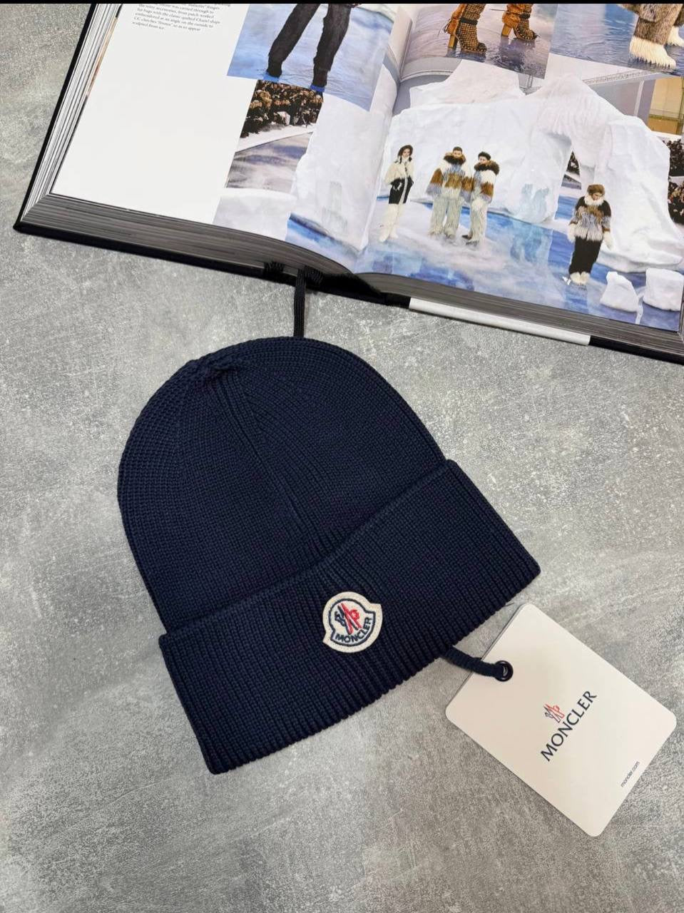 MNCLER BEANIE NAVY